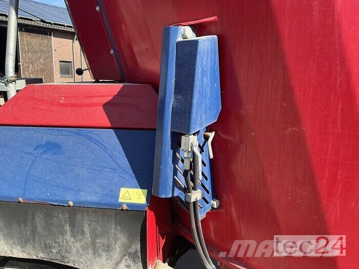 Mayer Siloking TrailedLine Compact 12 Mešalne hranilnice
