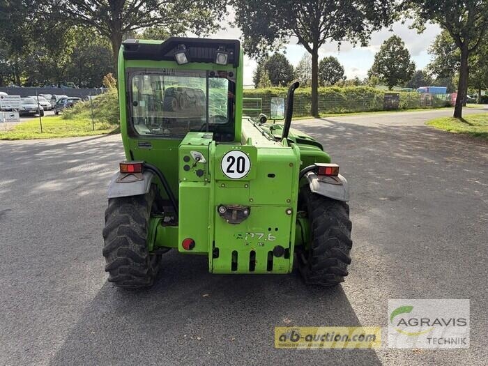 Merlo P 27.6 農業用伸縮臂裝載機