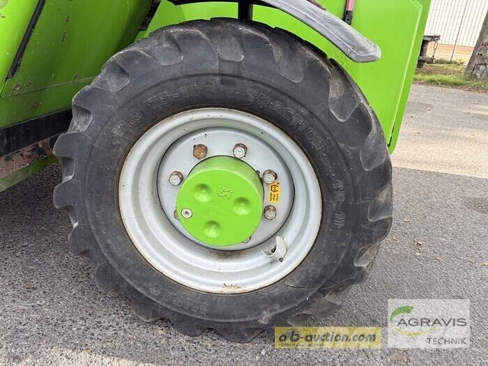 Merlo P 27.6 農業用伸縮臂裝載機