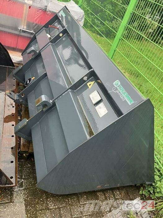 Merlo Schaufel 1800l Maatalouskurottajat