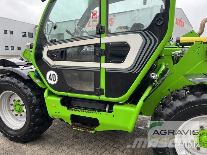 Merlo TF 38.10-140 農業用伸縮臂裝載機