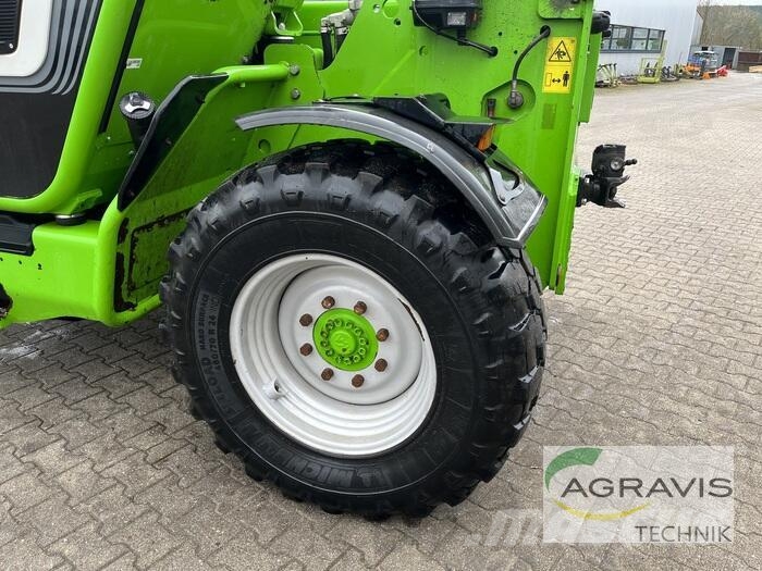 Merlo TF 38.10-140 農業用伸縮臂裝載機