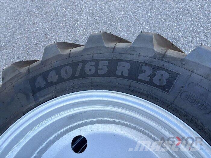 Michelin 540/65R38+440/65R28 Rehvid, rattad ja veljed