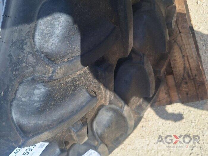 Mitas 300/95R46+270/80R36 Ruedas