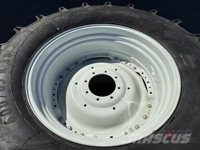 Mitas 480/65R28+ 600/65R38 Opony, koła i felgi