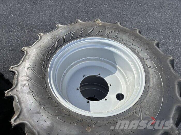 Mitas 540/65R34+440/65R24 Gume, točkovi i felne