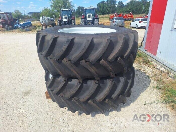 Mitas Kompletträder 600/65R38 mitas zu Steyr Multi/Exp Колеса