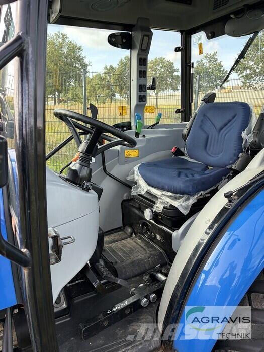 New Holland BOOMER 50 Traktorji