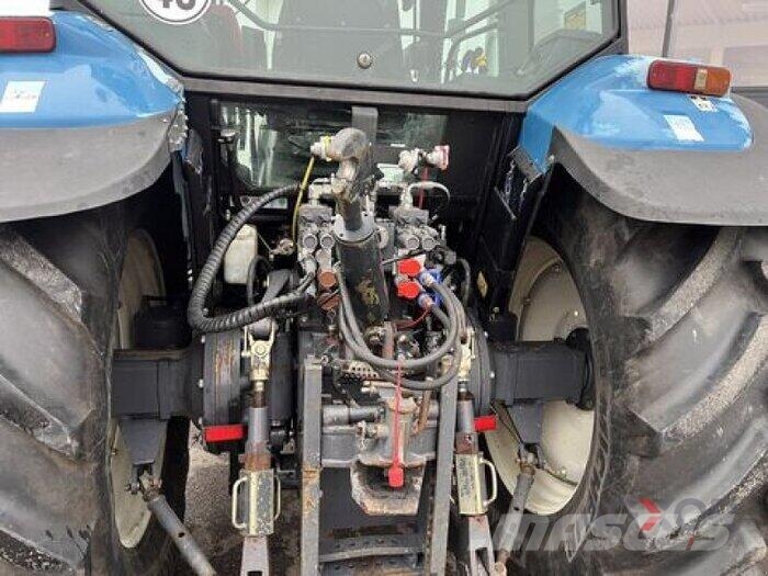 New Holland M 160/8560 الجرارات