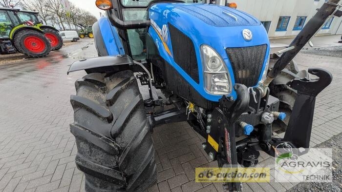 New Holland T 4.55 Traktori