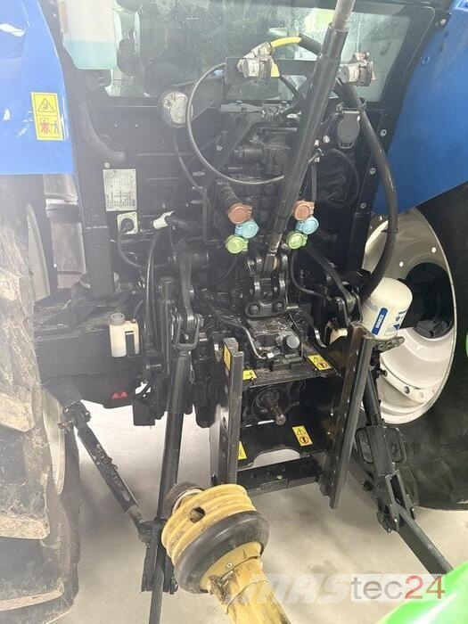New Holland T 5.105 Tractors