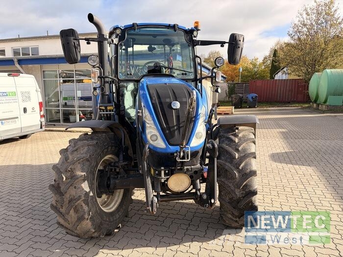 New Holland T 5.120 ELECTRO COMMAND Traktorji