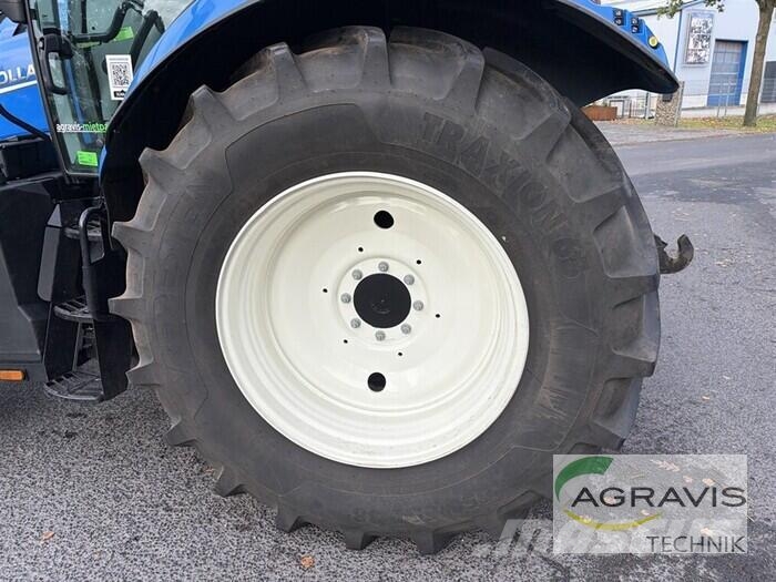 New Holland T 6.180 DYNAMIC COMMAND Traktorji
