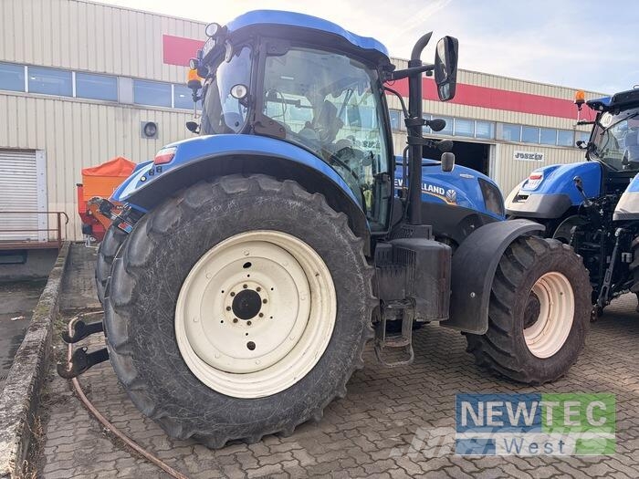 New Holland T 7.200 AUTO COMMAND Tractoren