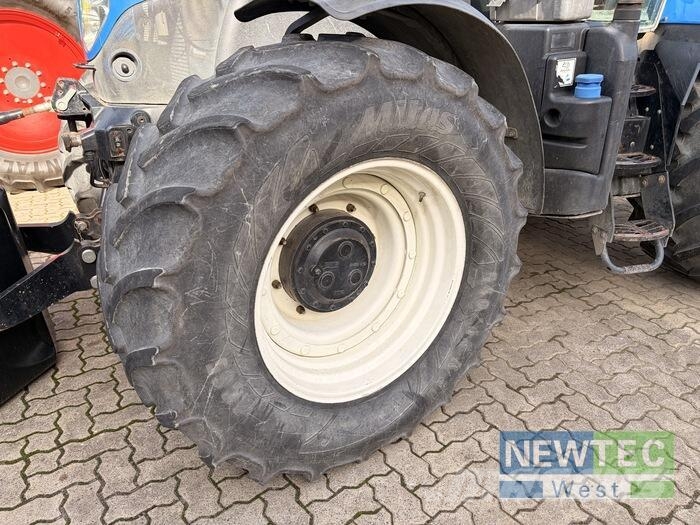 New Holland T 7.200 AUTO COMMAND Tractoren