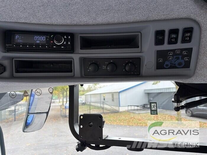New Holland T 7.225 AUTO COMMAND Tracteur