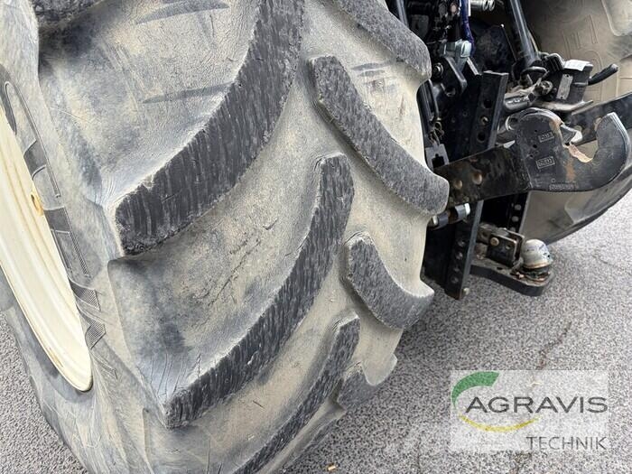 New Holland T 7.230 AUTO COMMAND Traktoren