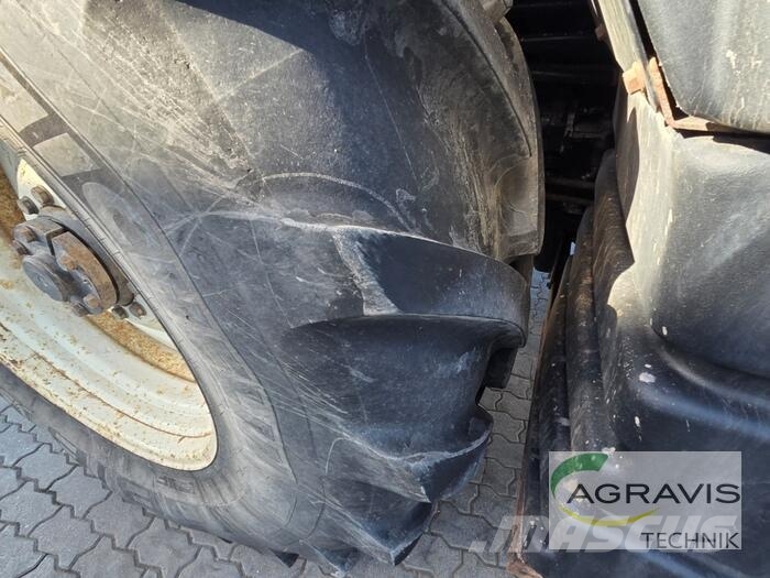 New Holland T 8.390 ULTRA COMMAND الجرارات