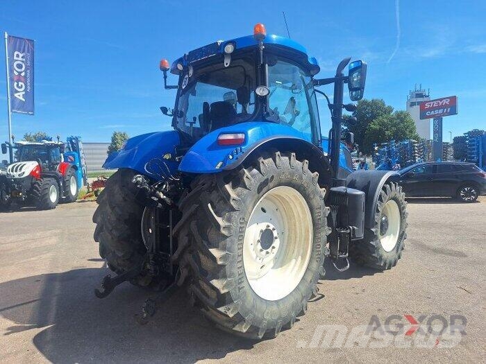 New Holland T7.200 Трактори