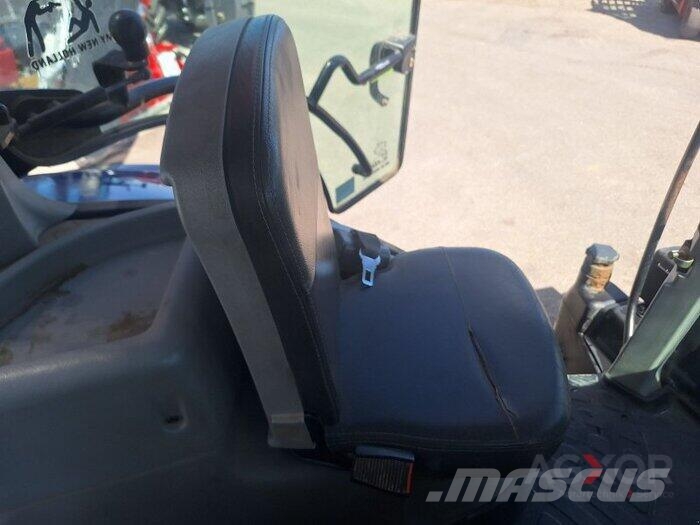 New Holland T7 270 Трактори