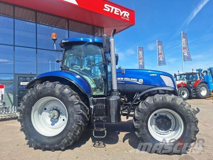 New Holland T7 270 Трактори