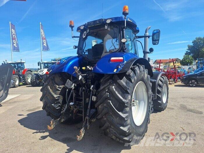 New Holland T7 270 Трактори