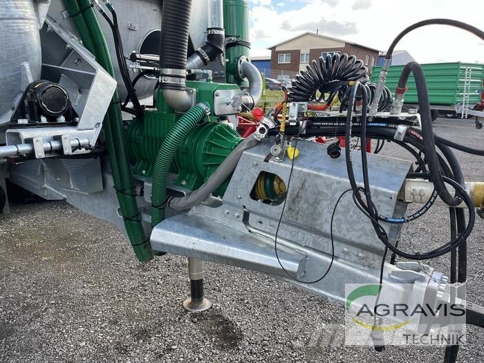 Pichon SV18R Manure spreaders
