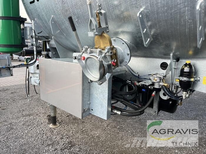 Pichon SV18R Manure spreaders
