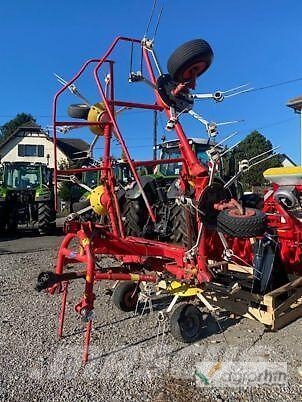 Pöttinger HIT 69 N 耙與翻草機