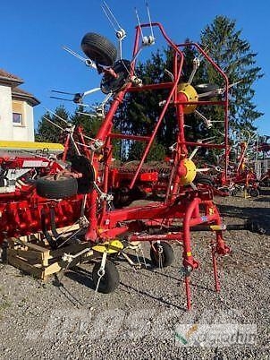 Pöttinger HIT 69 N 耙與翻草機