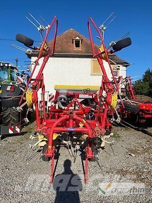 Pöttinger HIT 69 N 耙與翻草機