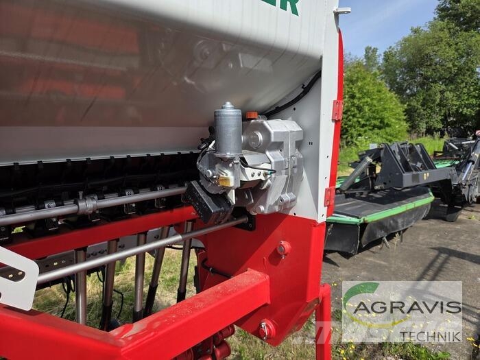 Pöttinger VITASEM M 2500 Mechanické sejačky
