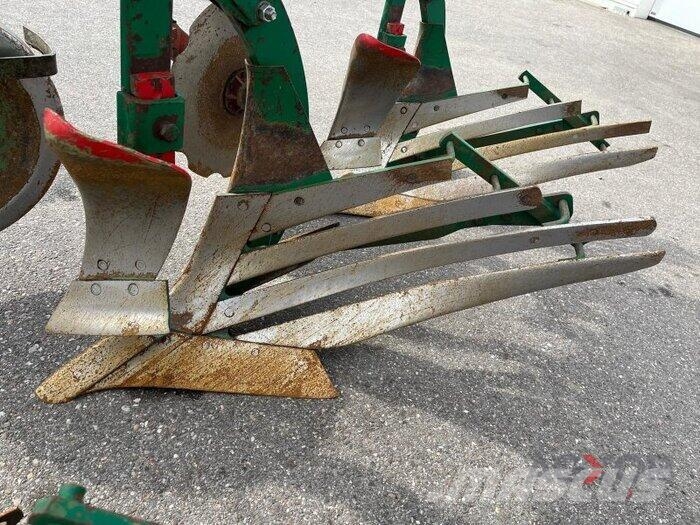 Regent TITAN 160T CX 4-schar mit Streifenkörper Other tillage machines and accessories