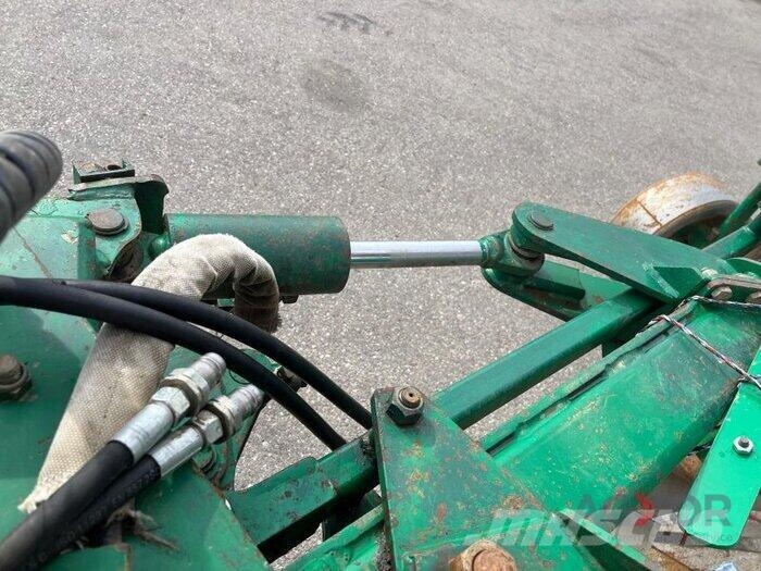 Regent TITAN 160T CX 4-schar mit Streifenkörper Other tillage machines and accessories