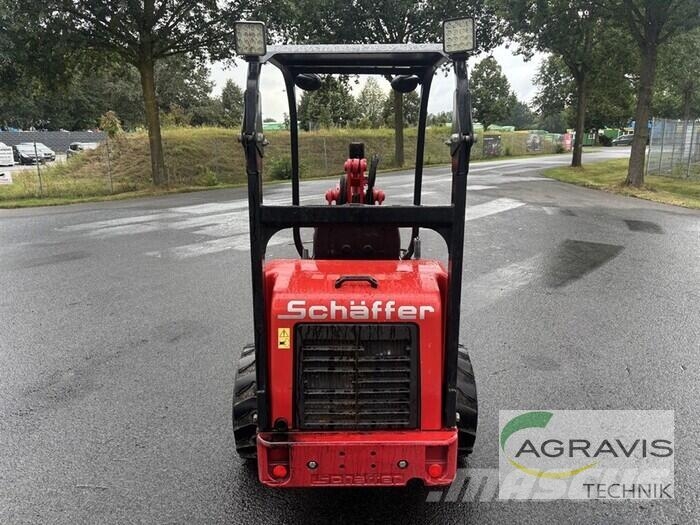 Schäffer 2028 農業用伸縮臂裝載機
