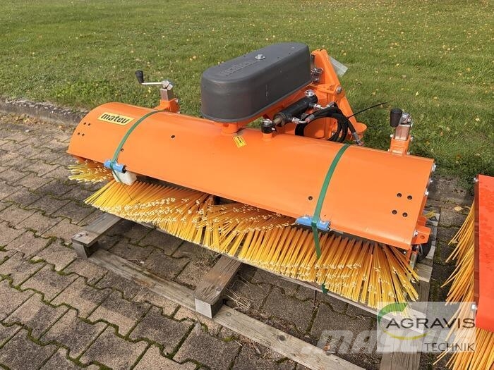 Schmidt Winterdienst FKM 140 PH Kehrer