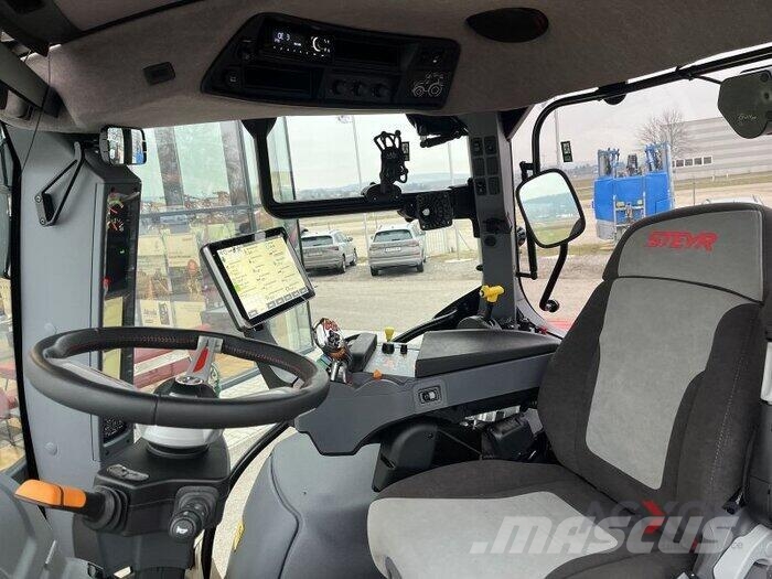 Steyr 4135 Profi CVT Traktorit