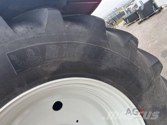 Steyr 6150 Profi CVT (Stage V) Traktoriai