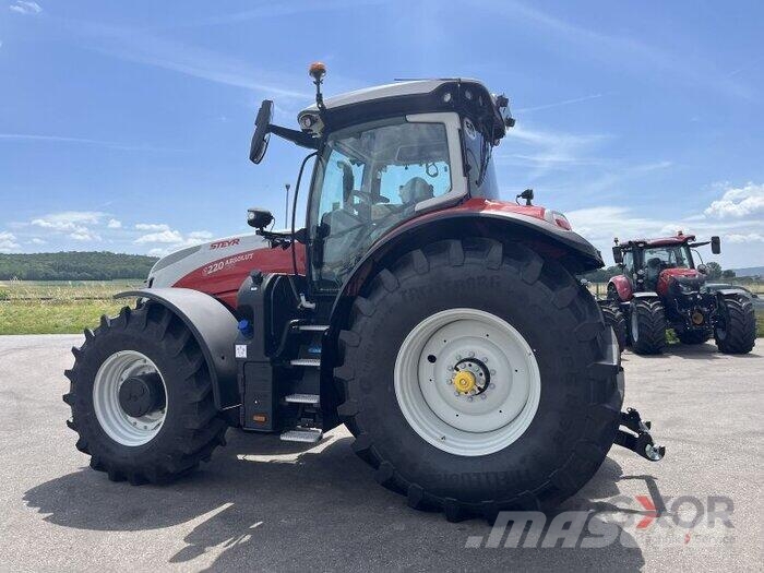Steyr 6220 Absolut CVT الجرارات