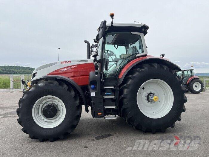 Steyr 6240 Absolut CVT الجرارات