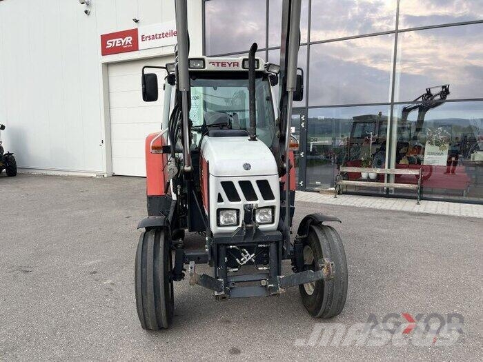 Steyr 9078 الجرارات