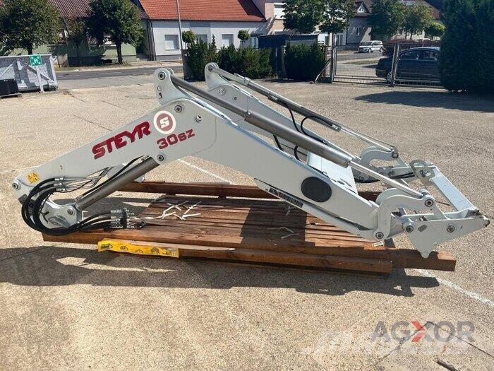Stoll Frontladerschwinge 30SZ ملحقات أخرى للجرارات