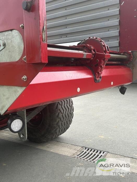 Strautmann GIGA TRAILER 4601 DO مقطورات ذاتية التحميل