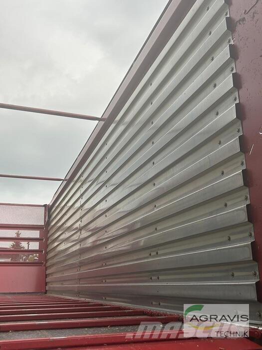 Strautmann GIGA TRAILER 4601 DO مقطورات ذاتية التحميل