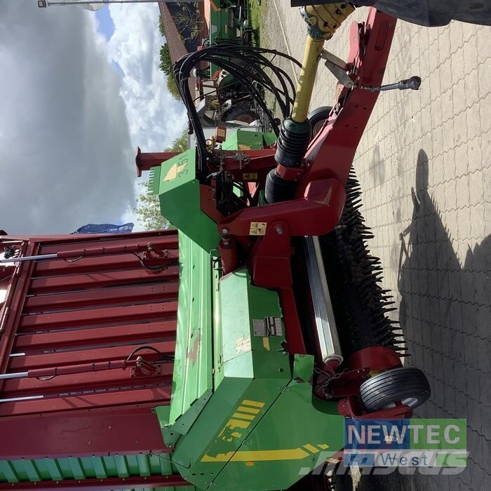 Strautmann GIGA-VITESSE CFS 4002 DO Opraapwagens