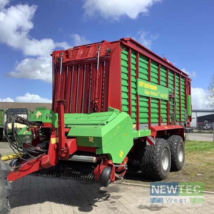 Strautmann GIGA-VITESSE CFS 4002 DO Opraapwagens