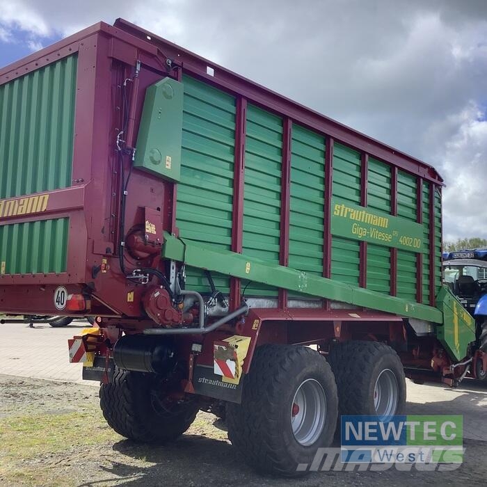 Strautmann GIGA-VITESSE CFS 4002 DO Opraapwagens