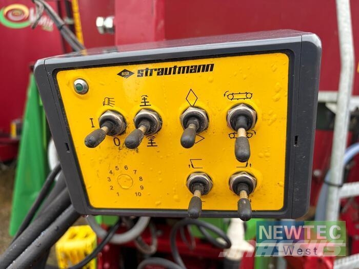 Strautmann VERTI-MIX 2401 DOUBLE Otros equipos y accesorios para ganadería