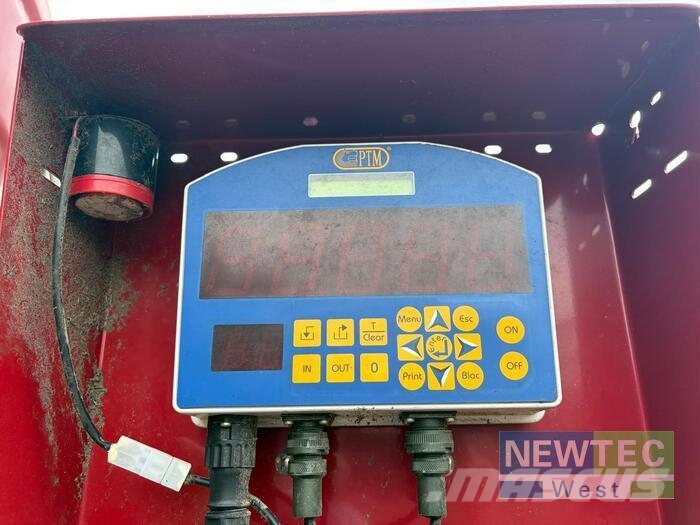 Strautmann VERTI-MIX 2401 DOUBLE Otros equipos y accesorios para ganadería