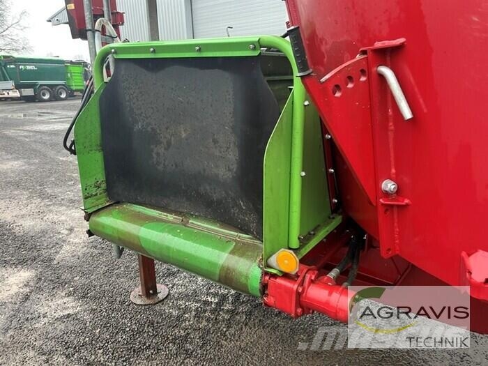 Strautmann VERTI-MIX 3101 ملقمات خلاط